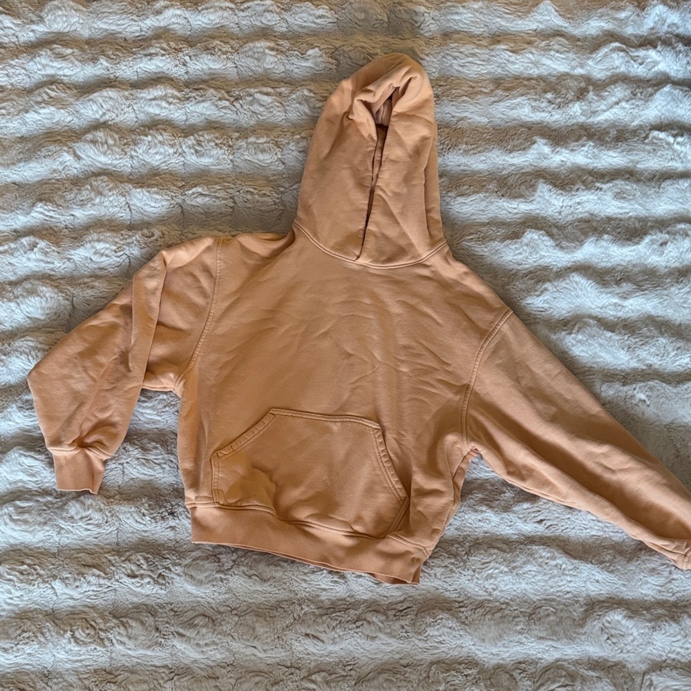 Aritzia TNA Peach Women's Cropped Cozy Sweatfleece Hoodie